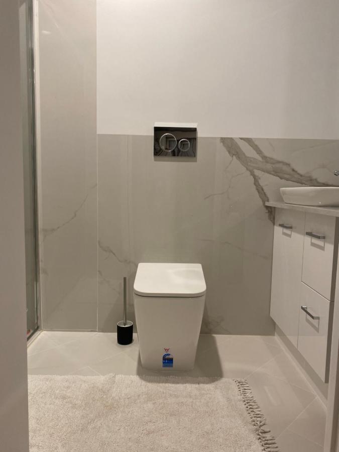 Guest Ensuite 7 Minutes From Airport Мельбурн Экстерьер фото